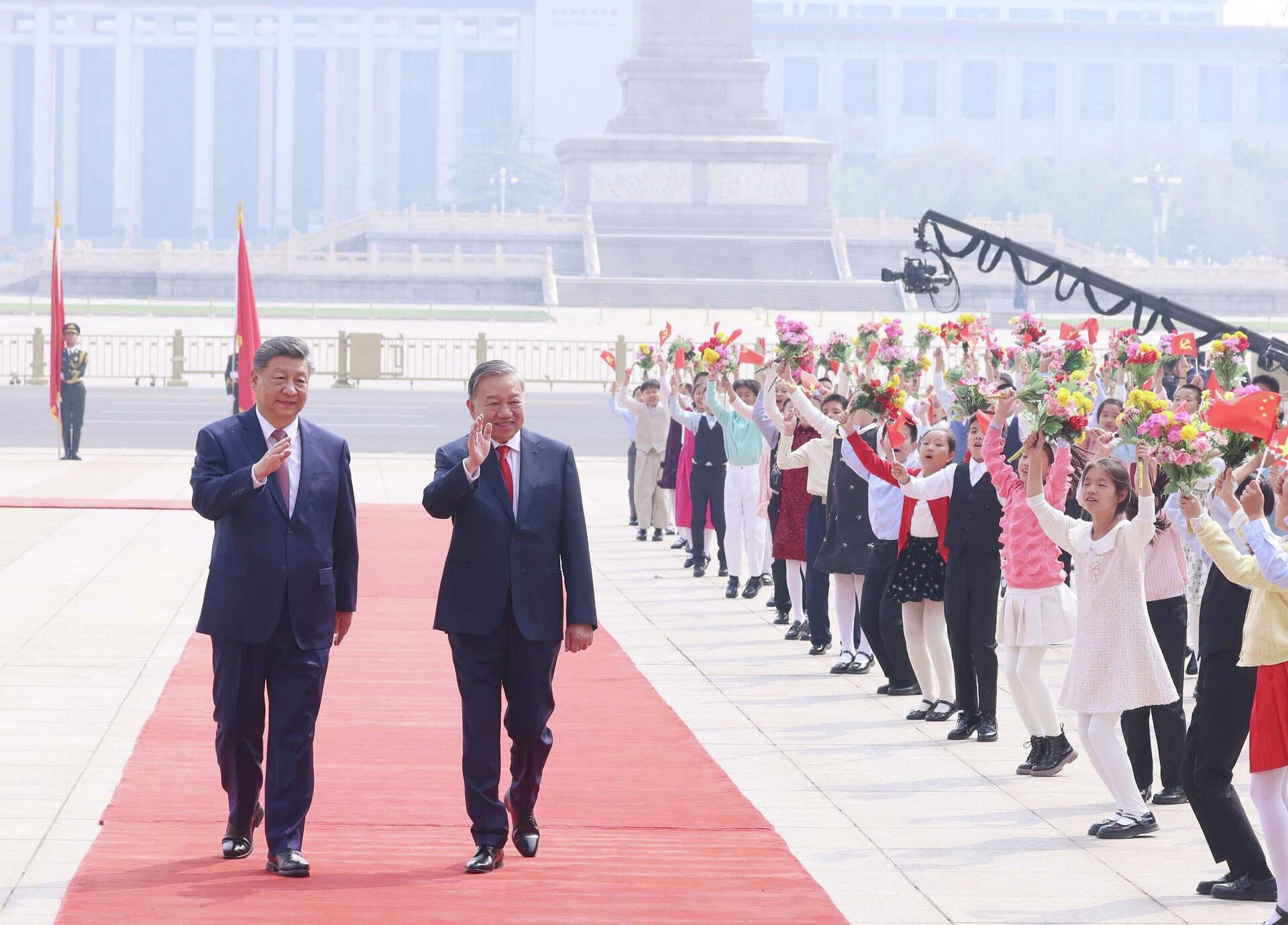 Lễ đón trọng thể Tổng Bí thư, Chủ tịch nước Tô Lâm và Phu nhân thăm cấp Nhà nước đến Trung Quốc - Sputnik Việt Nam, 1920, 15.04.2026