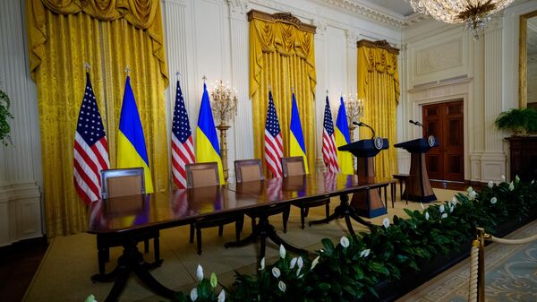 Căn phòng trong Nhà Trắng nơi Donald Trump và Volodymyr Zelenskyy dự kiến ​​tổ chức một cuộc họp báo. - Sputnik Việt Nam