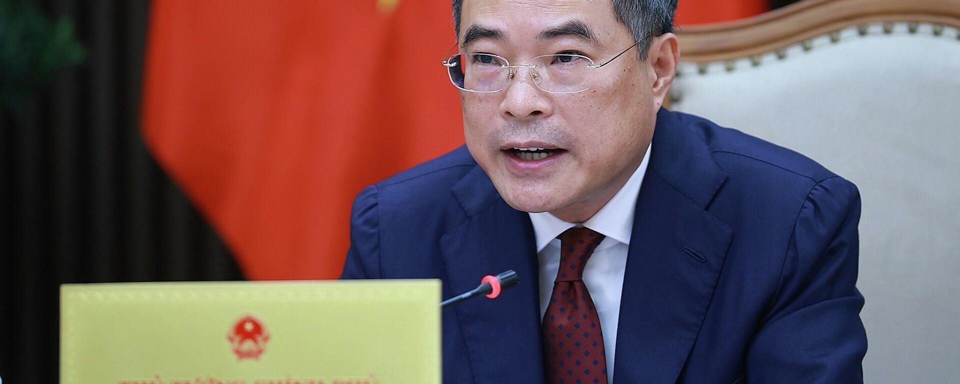 Thủ tướng Lê Minh Hưng điện đàm với Thủ tướng Singapore Lawrence Wong - Sputnik Việt Nam, 1920, 21.04.2026