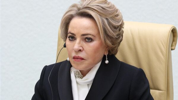 Bà Valentina Matviyenko, Chủ tịch Hội đồng Liên bang Nga, phát biểu tại một cuộc họp của Hội đồng Liên bang Nga. - Sputnik Việt Nam