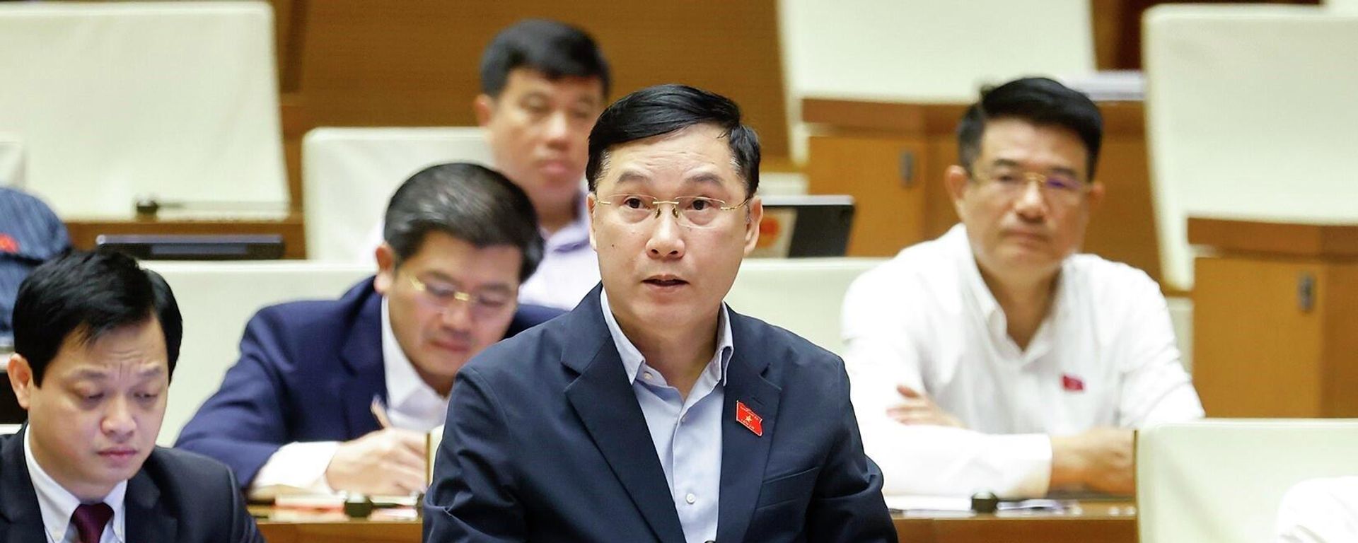 Kỳ họp thứ Nhất, Quốc hội khoá XVI:  Quốc hội thảo luận về Kế hoạch phát triển kinh tế - xã hội 5 năm 2026-2030 - Sputnik Việt Nam, 1920, 21.04.2026