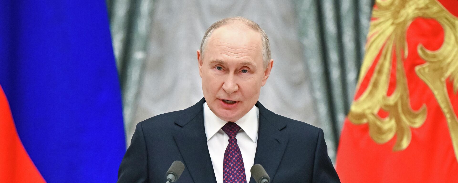 Tổng thống Nga Putin gặp các vận động viên và đại diện Liên đoàn Quyền anh Nga - Sputnik Việt Nam, 1920, 27.04.2026