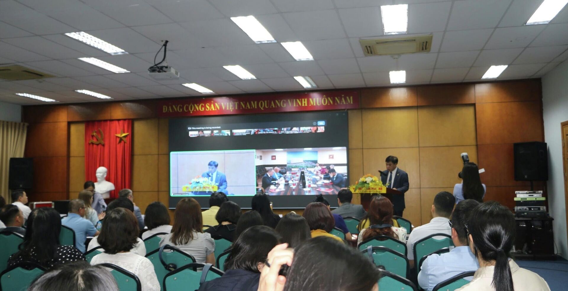 Cục Xúc tiến thương mại (Bộ Công thương Việt Nam) phối hợp các đơn vị liên quan tổ chức Hội thảo xúc tiến với thị trường Liên bang Nga - Sputnik Việt Nam, 1920, 23.04.2026