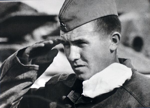 Binh lính tham gia công tác khắc phục hậu quả tại nhà máy điện hạt nhân Chernobyl. - Sputnik Việt Nam