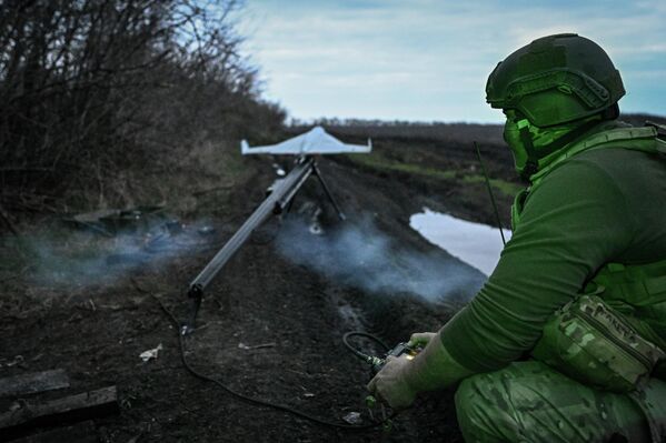 Các hoạt động tác chiến của phân đội UAV "Kontora" tại khu vực mặt trận Kupyansk. - Sputnik Việt Nam
