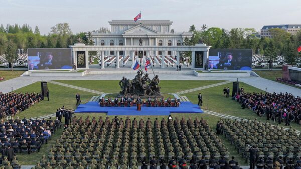 Музейно-мемориальный комплекс в Пхеньяне, посвященный подвигу героев зарубежной военной операции - Sputnik Việt Nam