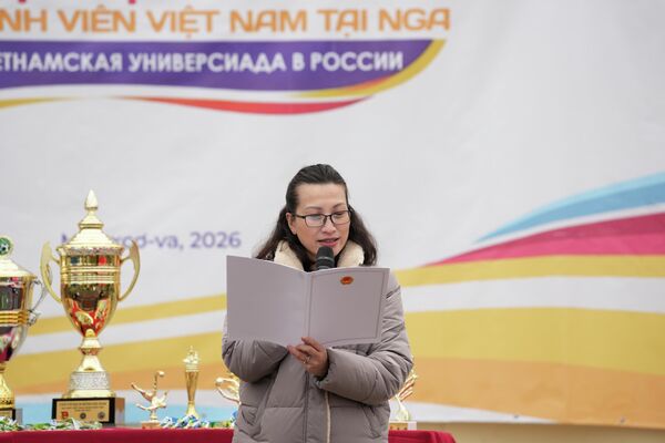 Chị Mai Nguyễn Tuyết Hoa - Bí thư thứ nhất, Đảng uỷ viên, phụ trách Bộ phận Hợp tác giáo dục và Quản lý du học sinh, Đại sứ quán Việt Nam tại Liên bang Nga - Sputnik Việt Nam