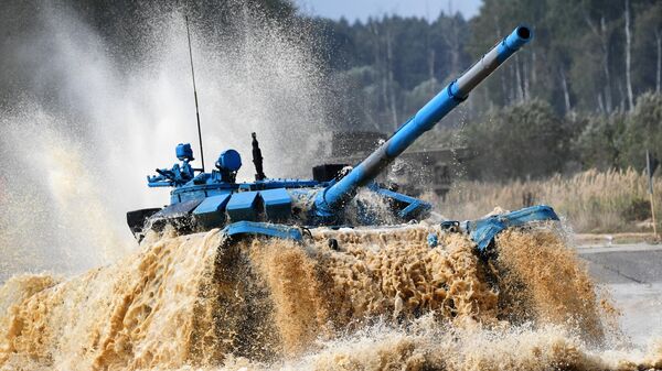 Xe tăng T-72B3 của đội quân Iran. - Sputnik Việt Nam