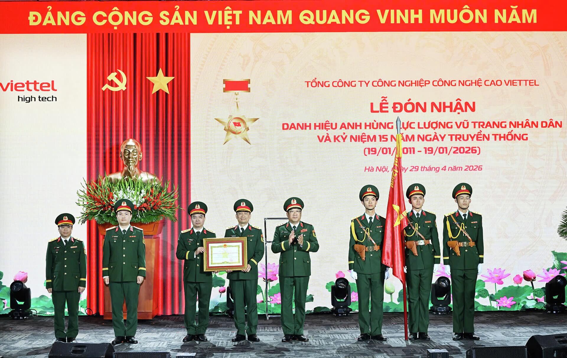 Thượng tướng Phạm Hoài Nam, Thứ trưởng Quốc phòng trao danh hiệu Anh hùng Lực lượng vũ trang nhân dân cho Tổng Công ty Công nghiệp Công nghệ cao Viettel - Sputnik Việt Nam, 1920, 30.04.2026