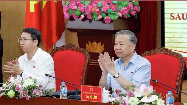 Tổng Bí thư, Chủ tịch nước Tô Lâm tại buổi tiếp xúc cử tri - Sputnik Việt Nam