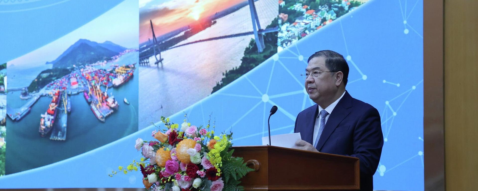 Phó Thủ tướng Thường trực Chính phủ Phạm Gia Túc dự và phát biểu tại Hội nghị công bố điều chỉnh Quy hoạch tổng thể quốc gia và các quy hoạch vùng thời kỳ 2021-2030, tầm nhìn đến năm 2050 - Ảnh: VGP/Phương Nguyên - Sputnik Việt Nam, 1920, 06.05.2026