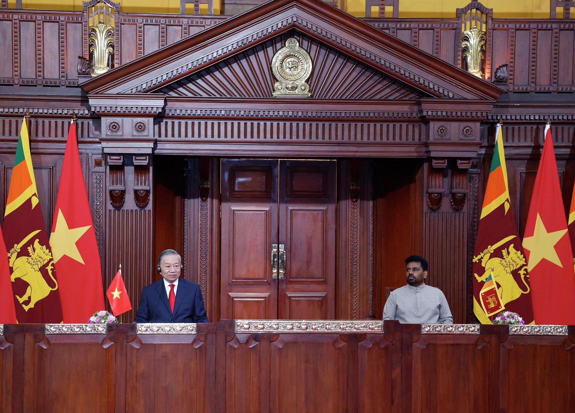 Tổng Bí thư, Chủ tịch nước Tô Lâm và Tổng thống Anura Kumara Dissanayake gặp gỡ báo chí nhân thăm chuyến cấp Nhà nước Sri Lanka - Sputnik Việt Nam, 1920, 08.05.2026