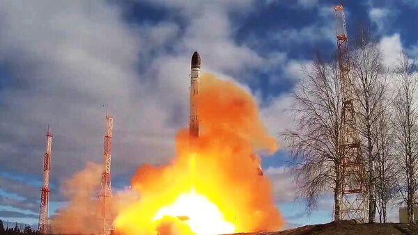 Vụ phóng tên lửa đạn đạo liên lục địa Sarmat từ sân bay vũ trụ Plesetsk. - Sputnik Việt Nam
