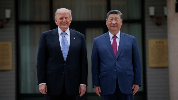 Tổng thống Mỹ Donald Trump và Chủ tịch Trung Quốc Tập Cận Bình Tổng thống Mỹ Donald Trump và Chủ tịch Trung Quốc Tập Cận Bình - Sputnik Việt Nam