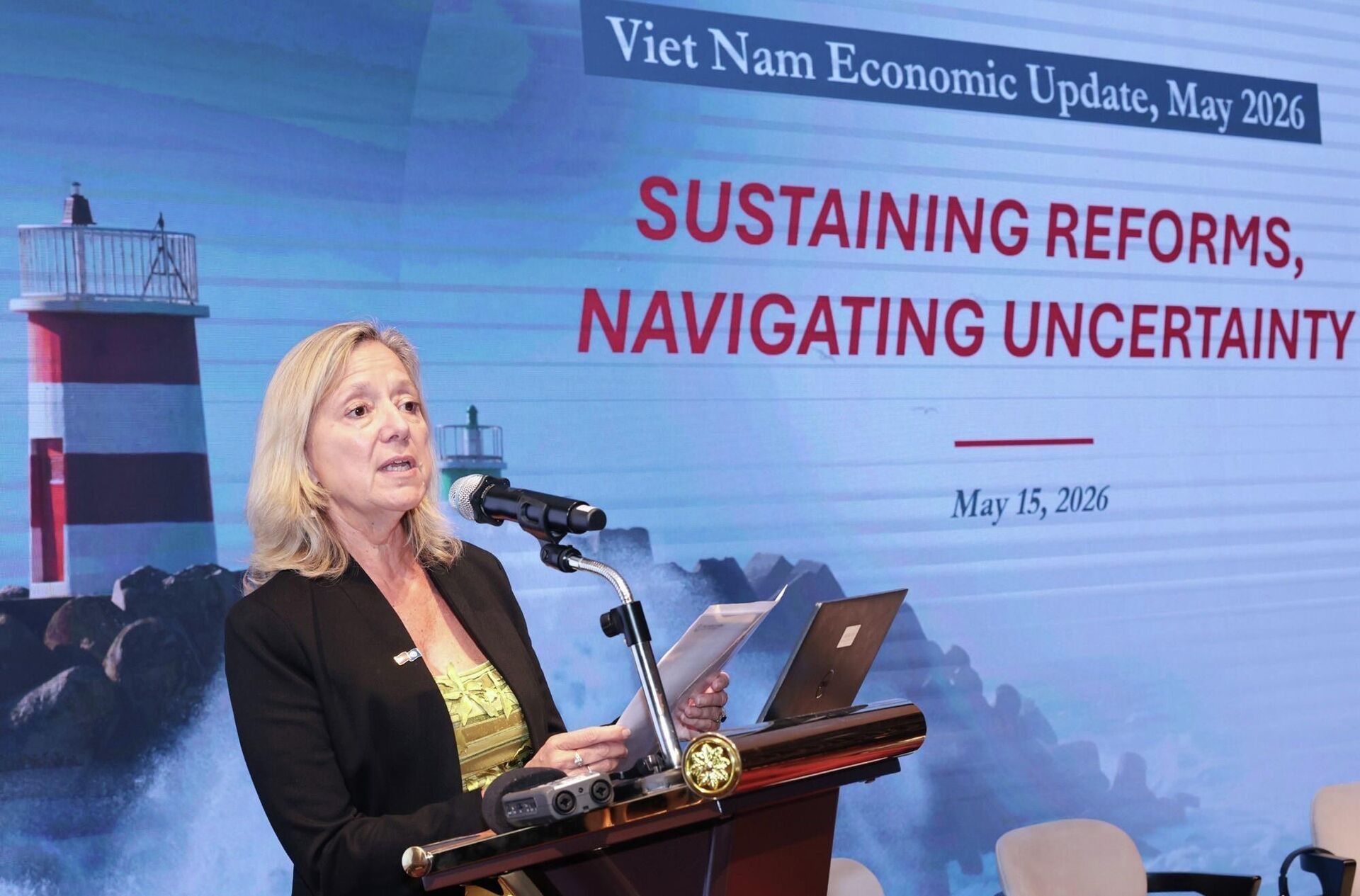 Bà Mariam J. Sherman Giám đốc Ngân hàng Thế giới tại Việt Nam, Campuchia và Lào phát biểu tại lễ công bố - Sputnik Việt Nam, 1920, 15.05.2026
