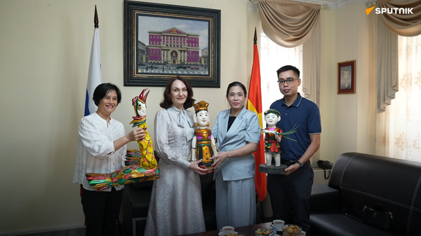 Việt Nam trao tặng rối nước cho Bảo tàng Phương Đông Nga - Sputnik Việt Nam