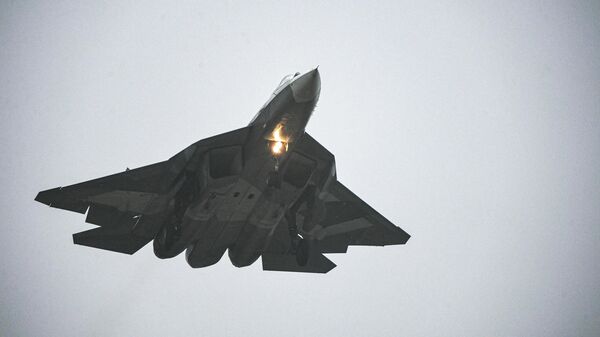 Máy bay chiến đấu Su-57 của Nga đã thực hiện chuyến bay đầu tiên với động cơ thế hệ thứ năm - Sputnik Việt Nam