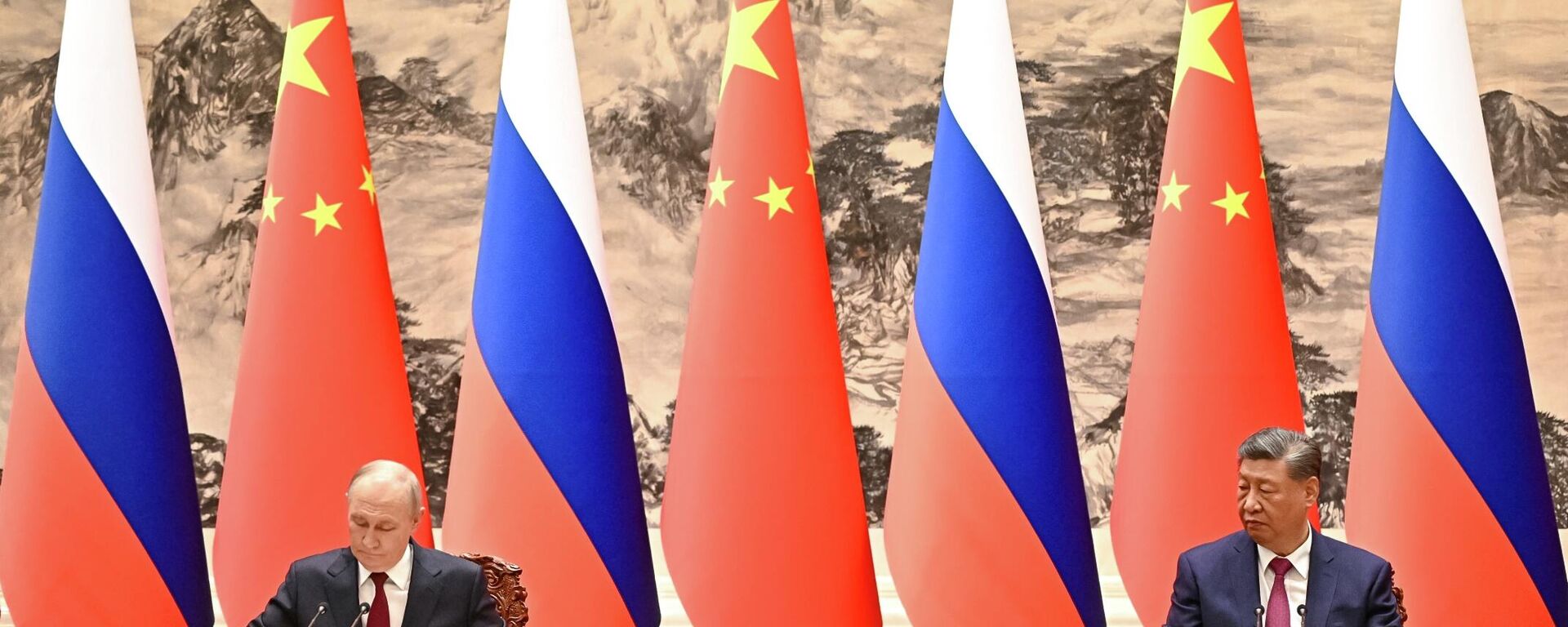Chuyến thăm chính thức của Tổng thống Nga Vladimir Putin tới Bắc Kinh - Sputnik Việt Nam, 1920, 20.05.2026