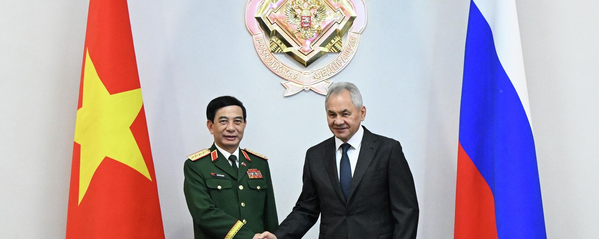 Cuộc gặp giữa Bí thư Hội đồng An ninh Nga Sergei Shoigu và Phó Thủ tướng Việt Nam Phan Văn Giang - Sputnik Việt Nam, 1920, 22.05.2026