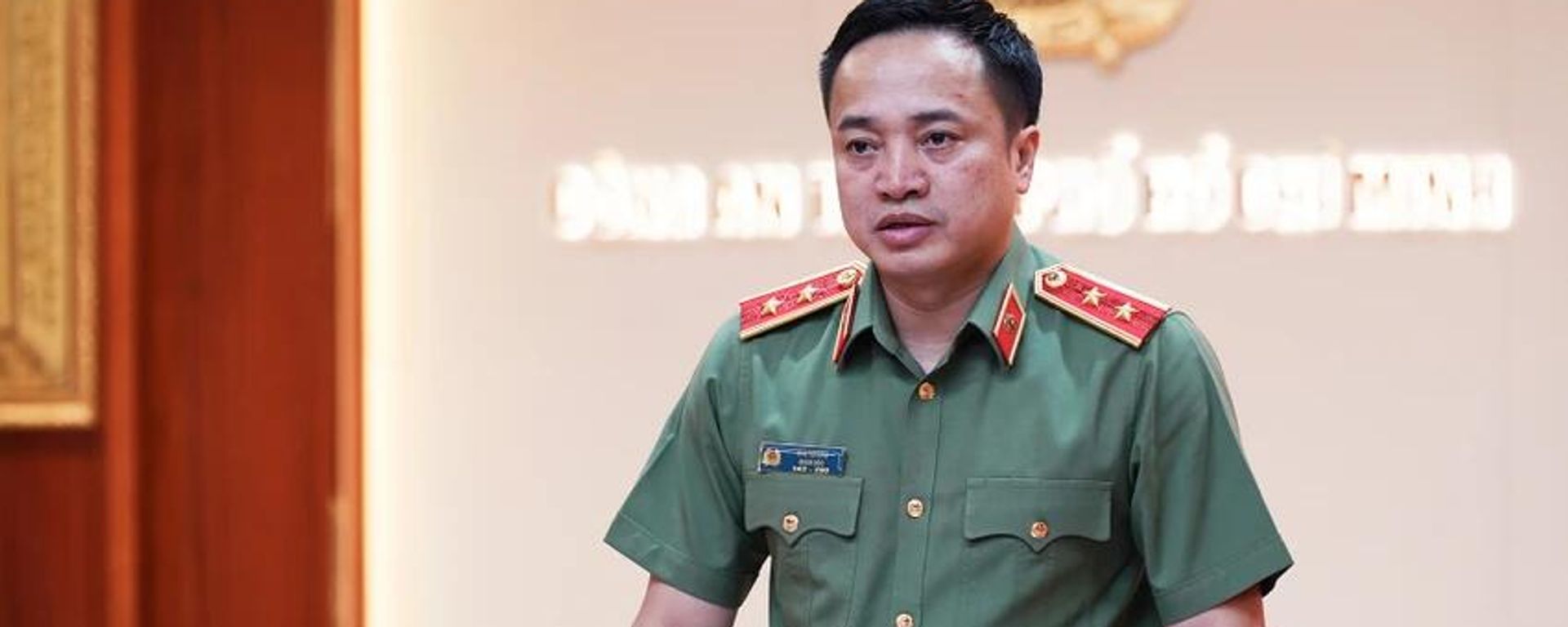 Trung tướng Mai Hoàng phát biểu tại họp báo - Sputnik Việt Nam, 1920, 10.08.2026