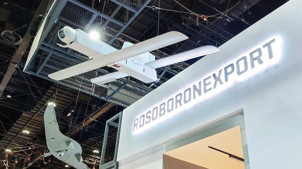 Máy bay không người lái của Nga đã được trưng bày tại triển lãm UMEX 2026 ở Abu Dhabi - Sputnik Việt Nam