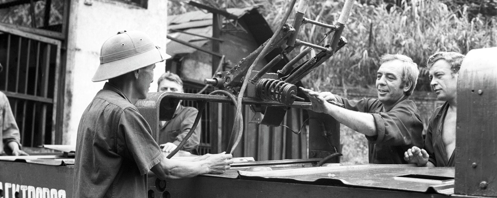 Các chuyên gia Liên Xô - Sputnik Việt Nam, 1920, 06.06.2026