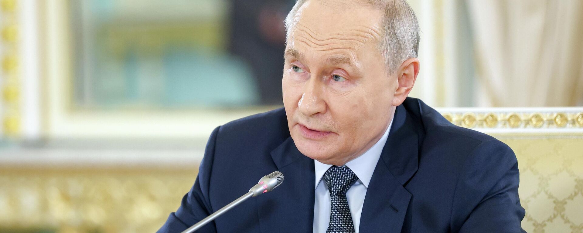 Cuộc gặp giữa Tổng thống Nga Vladimir Putin với lãnh đạo các hãng thông tấn quốc tế - Sputnik Việt Nam, 1920, 05.06.2026