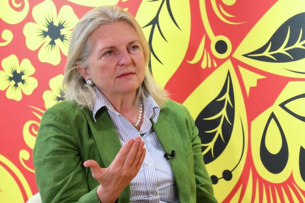 Karin Kneissl, Giám đốc, Trung tâm "G.O.R.K.I." (Đài quan sát Địa      chính trị về các vấn đề then chốt ở Nga) thuộc Đại học Quốc gia St.      Petersburg; Bộ trưởng Ngoại giao Cộng hòa Áo (2017–2019). - Sputnik Việt Nam
