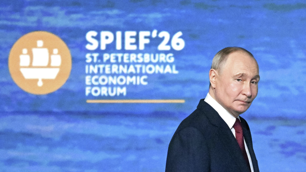  LIVE: Tổng thống Nga phát biểu tại phiên toàn thể của Diễn đàn Kinh tế Quốc tế St. Petersburg - Sputnik Việt Nam