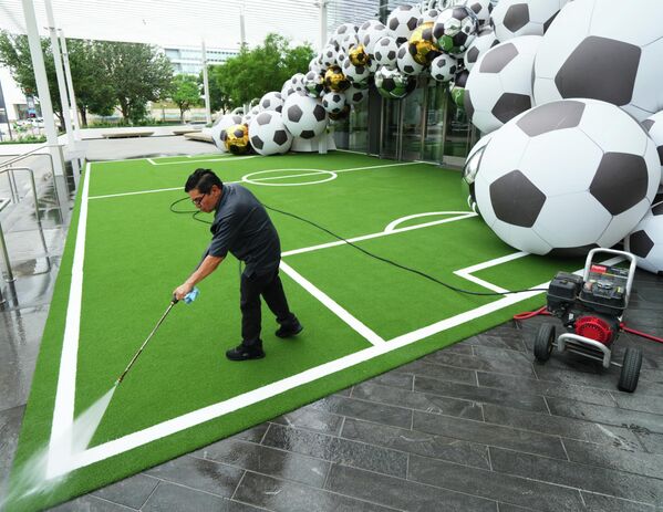 Trang trí lễ hội chuẩn bị cho World Cup 2026 tại thành phố Dallas. - Sputnik Việt Nam