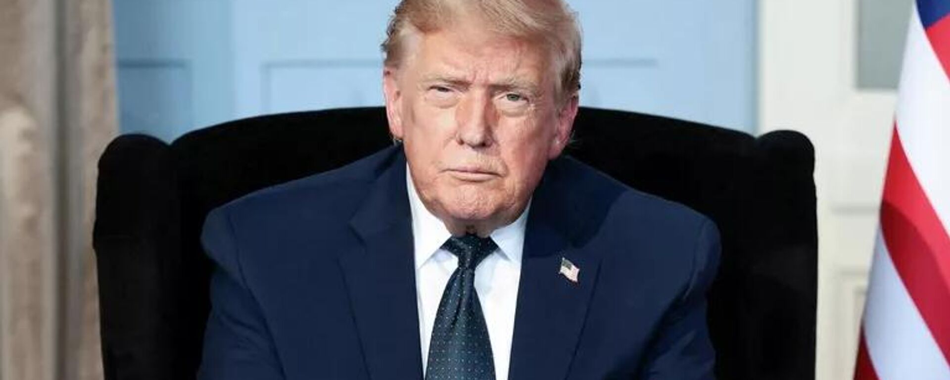 Tổng thống Mỹ Donald Trump trong cuộc gặp với Tổng thống Pháp Emmanuel Macron - Sputnik Việt Nam, 1920, 16.06.2026