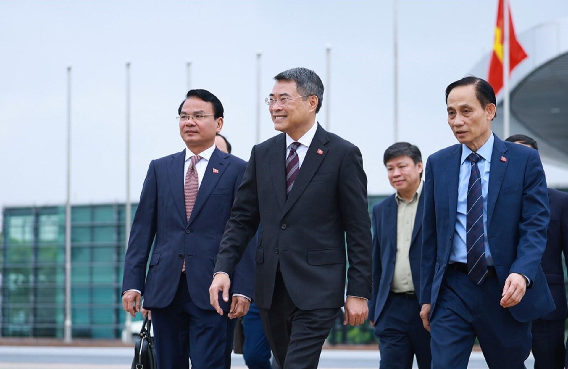 Thủ tướng Lê Minh Hưng lên đường tham dự Hội nghị Cấp cao Kỷ niệm 35 năm quan hệ ASEAN-Nga tại Kazan - Sputnik Việt Nam, 1920, 16.06.2026