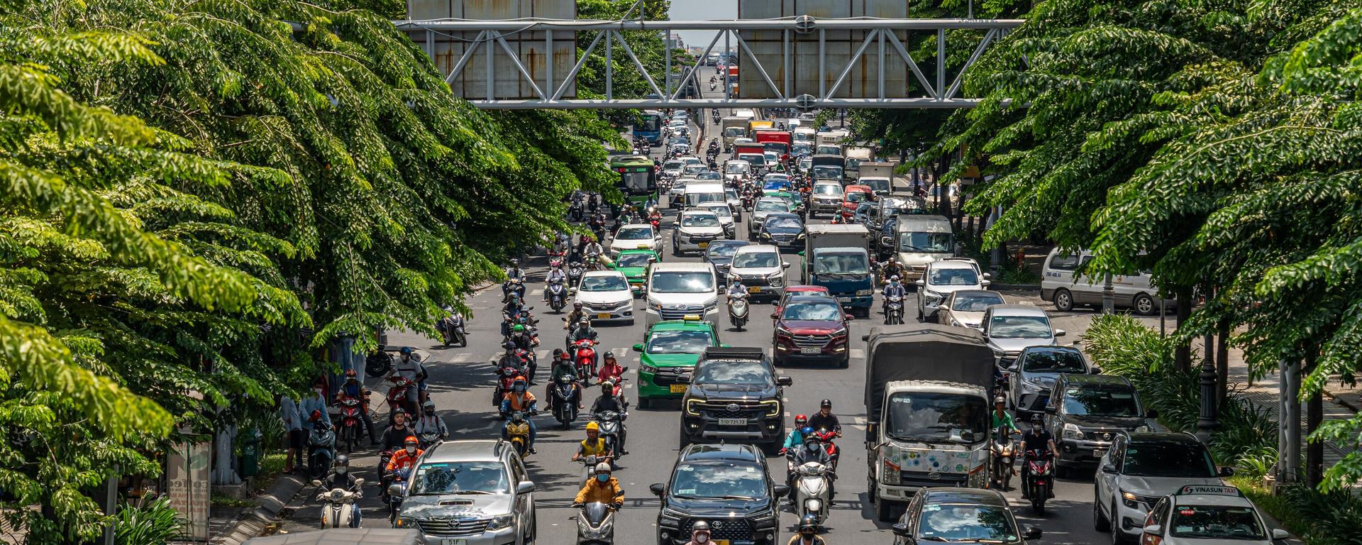Giao thông ở Thành phố Hồ Chí Minh, Việt Nam - Sputnik Việt Nam, 1920, 16.06.2026