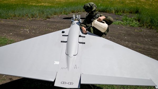 Hoạt động tác chiến của kíp lái UAV BM-70 thuộc Cụm lực lượng Trung tâm của Nga tại hướng Dobropolye trong chiến dịch quân sự đặc biệt - Sputnik Việt Nam