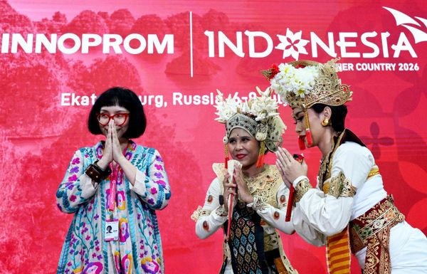 Ngày 6 tháng 7 năm 2026. Gian hàng của Indonesia tại Triển lãm Công nghiệp Quốc tế Innoprom ở Yekaterinburg. Indonesia là quốc gia đối tác của Innoprom-2026. - Sputnik Việt Nam