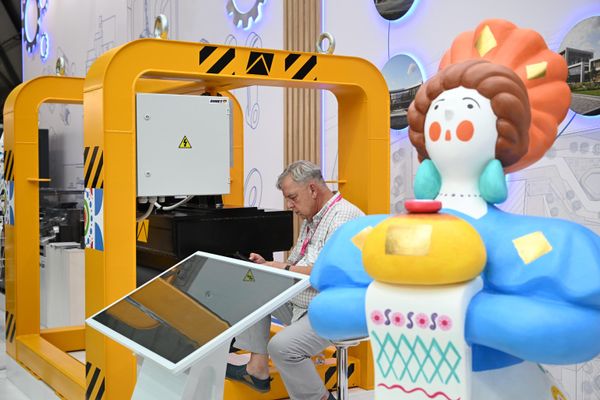 Triển lãm Công nghiệp Quốc tế «Innoprom» ở Yekaterinburg. - Sputnik Việt Nam