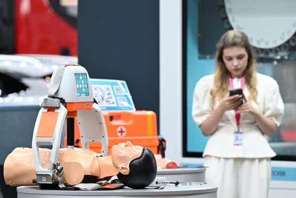 Gian trưng bày của Đặc khu kinh tế Technopolis-Matxcơva tại Triển lãm Công nghiệp Quốc tế «Innoprom» ở Yekaterinburg. - Sputnik Việt Nam