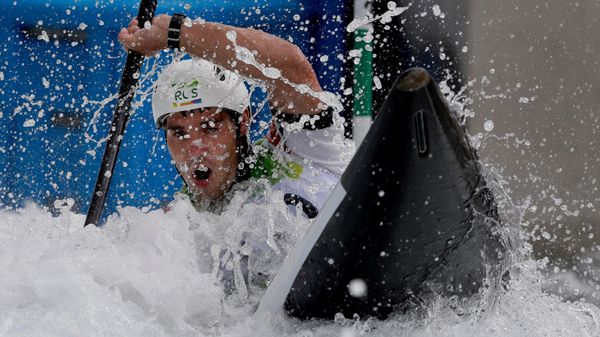 Vận động viên Nga Pavel Eigel thi đấu tại nội dung Canoeing Slalom K-1 nam tại Thế vận hội. Rio de Janeiro, Brazil, 2016 Vận động viên Nga Pavel Eigel thi đấu tại nội dung Canoeing Slalom K-1 nam tại Thế vận hội. Rio de Janeiro, Brazil, 2016 - Sputnik Việt Nam
