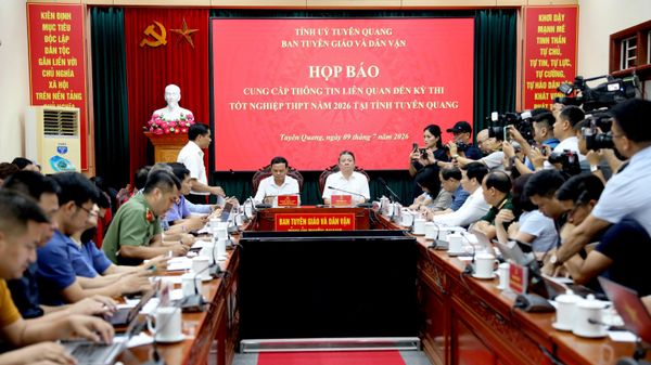  - Sputnik Việt Nam