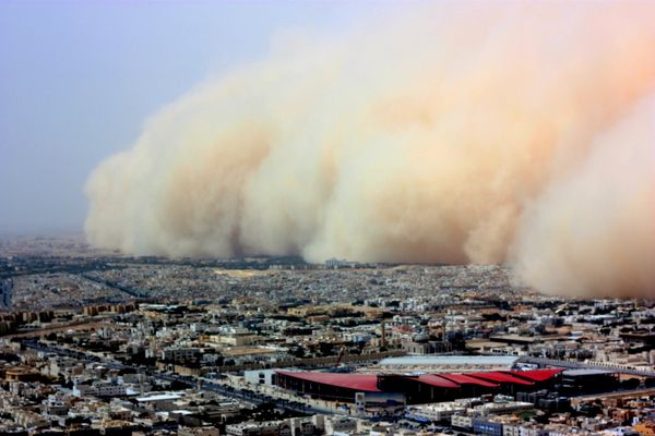 Cơn bão cát dữ dội ở Riyadh, Ả Rập Xê Út, năm 2009. - Sputnik Việt Nam