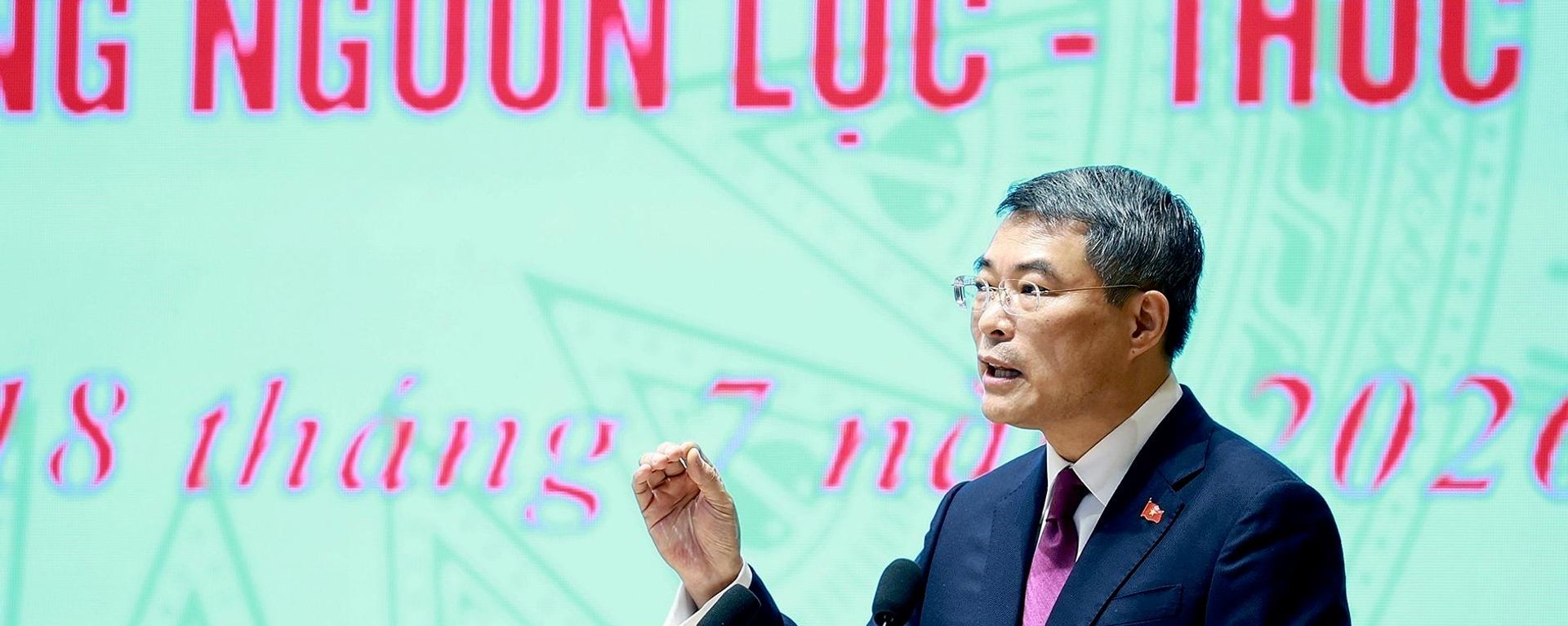 Thủ tướng chủ trì Hội nghị Thường trực Chính phủ với cộng đồng doanh nghiệp - Sputnik Việt Nam, 1920, 19.07.2026