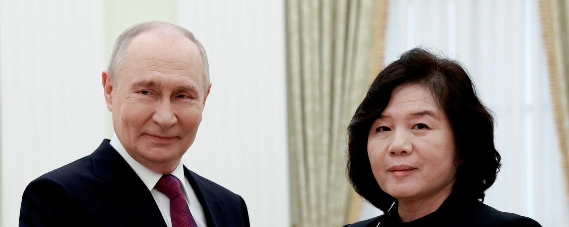 Tổng thống Vladimir Putin đã gặp gỡ Ngoại trưởng Triều Tiên Choe Son-hui. - Sputnik Việt Nam, 1920, 20.07.2026