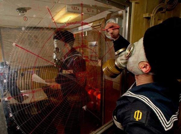 Kíp trắc thủ phòng không trên tàu hộ vệ tên lửa (SKR) «Neustrashimy» thuộc Hạm đội Baltic. - Sputnik Việt Nam
