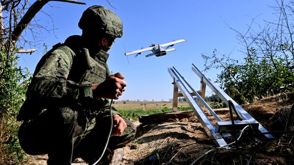 Các hoạt động tác chiến của kíp điều khiển UAV Molniya-PVO thuộc Lực lượng vũ trang Nga tại Chiến dịch quân sự đặc biệt - Sputnik Việt Nam