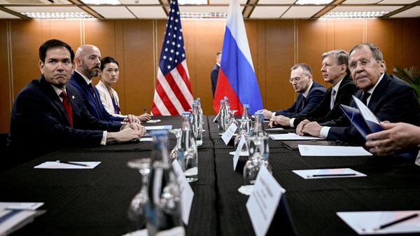 Ngoại trưởng Nga Sergey Lavrov đang có cuộc gặp với Ngoại trưởng Mỹ Marco Rubio - Sputnik Việt Nam