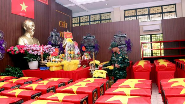 Chiến dịch 500 ngày đêm: Người dân Thành phố Hồ Chí Minh tìm về cội nguồn với sự tri ân - Sputnik Việt Nam