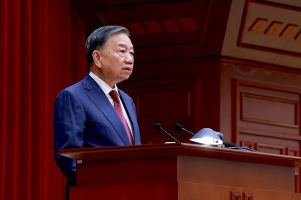 Tổng Bí thư, Chủ tịch nước Tô Lâm phát biểu khai mạc Hội nghị lần thứ ba Ban Chấp hành Trung ương Đảng khoá XIV - Sputnik Việt Nam