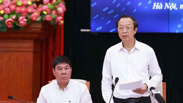 Bộ GD&ĐT thông tin về phương án xử lý đối với thí sinh tại điểm thi Trường THPT Chuyên Tuyên Quang - Sputnik Việt Nam