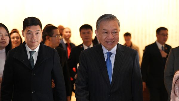  - Sputnik Việt Nam