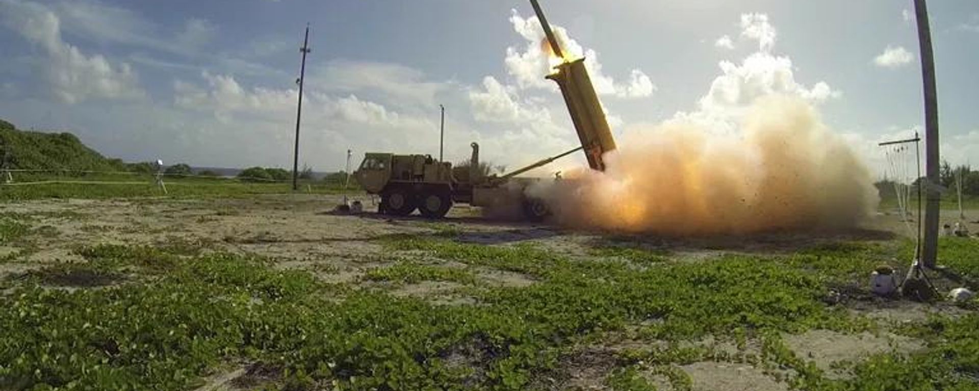 Phóng tên lửa từ hệ thống phòng thủ tên lửa THAAD (Terminal High Altitude Area Defense) của Mỹ - Sputnik Việt Nam, 1920, 10.08.2026